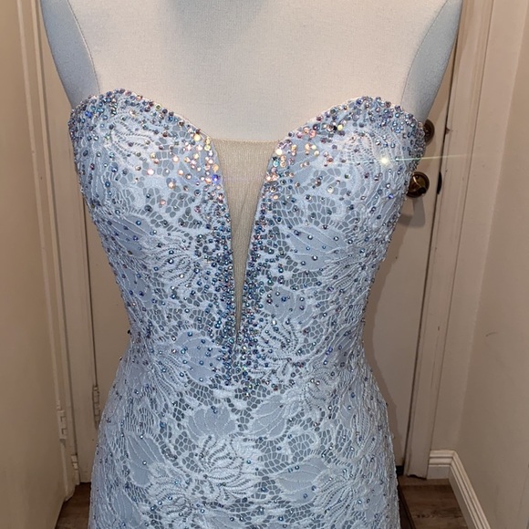 La Femme White Lace Rhinestone Prom Pageant Evening Wedding Dress - Picture 4 of 16